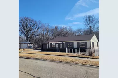 3618 15th Avenue Court, Moline, IL 61265 - Photo 3