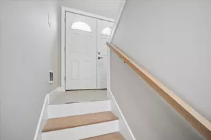 349 Park Ave, Cary, IL 60013 - Photo 13