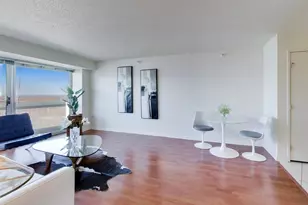 1720 Maple Ave, Evanston, IL 60201 - Photo 7