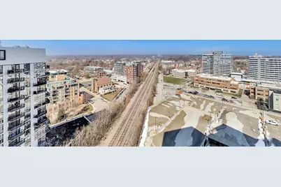 1720 Maple Avenue #1980, Evanston, IL 60201 - Photo 29