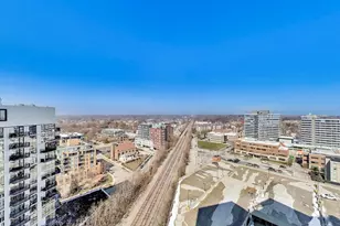 1720 Maple Ave, Evanston, IL 60201 - Photo 29