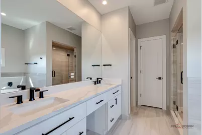 235 Plainfield Court, Vernon Hills, IL 60061 - Photo 13