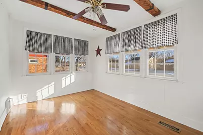 880 Bemis Road, Glen Ellyn, IL 60137 - Photo 3