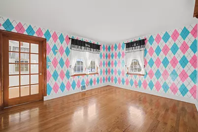 880 Bemis Road, Glen Ellyn, IL 60137 - Photo 7