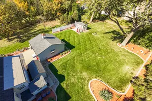 880 Bemis Rd, Glen Ellyn, IL 60137 - Photo 47