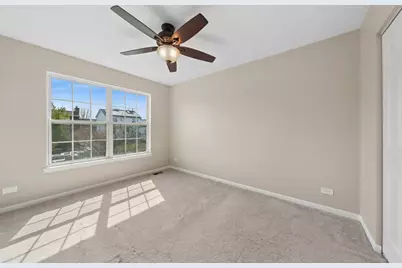 305 Hampton Road, Sugar Grove, IL 60554 - Photo 27