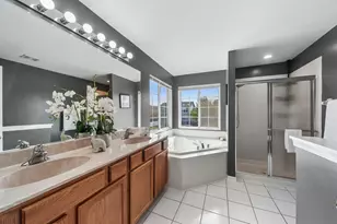 305 Hampton Rd, Sugar Grove, IL 60554 - Photo 23