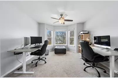 305 Hampton Road, Sugar Grove, IL 60554 - Photo 21