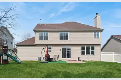 305 Hampton Road, Sugar Grove, IL 60554 - Photo 33