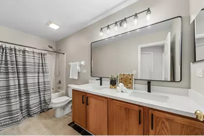 305 Hampton Road, Sugar Grove, IL 60554 - Photo 29