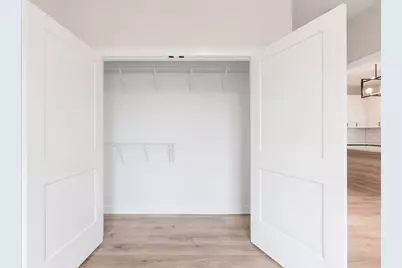 546 Green Bay Road #202, Highwood, IL 60040 - Photo 7