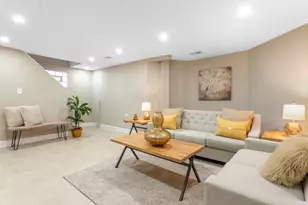 9332 S Bishop St, Chicago, IL 60620 - Photo 17