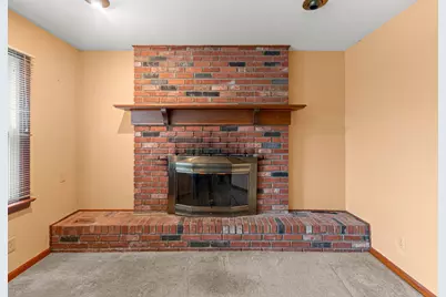 302 Meadow Drive, Shorewood, IL 60404 - Photo 9