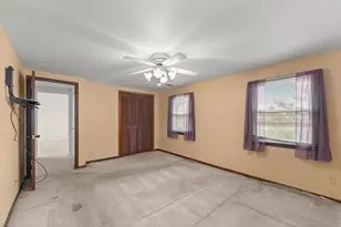 302 Meadow Dr, Shorewood, IL 60404 - Photo 13