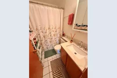 626 W Patterson Avenue #3W, Chicago, IL 60613 - Photo 9