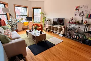 626 W Patterson Ave, Chicago, IL 60613 - Photo 3