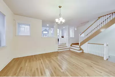 5721 N Jersey Avenue, Chicago, IL 60659 - Photo 9