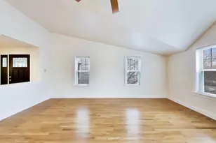 5721 N Jersey Ave, Chicago, IL 60659 - Photo 7