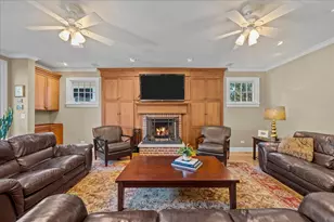 2142 Harrison St, Glenview, IL 60025 - Photo 17