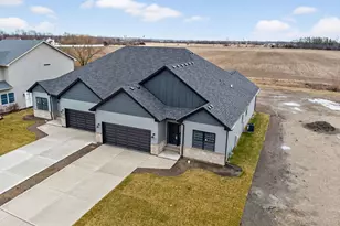 1175 S Farmstone Dr, Diamond, IL 60416 - Photo 3