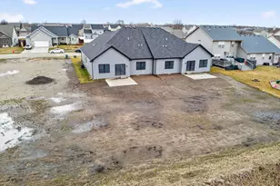 1175 S Farmstone Dr, Diamond, IL 60416 - Photo 39