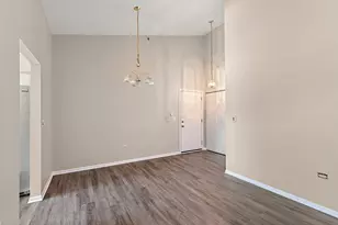 6950 Heritage Cir, Orland Park, IL 60462 - Photo 9