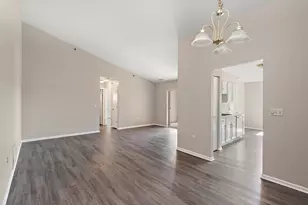 6950 Heritage Cir, Orland Park, IL 60462 - Photo 3