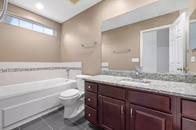 204 Southwicke Drive, Streamwood, IL 60107 - Photo 27