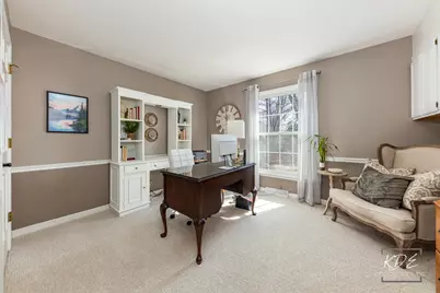 992 Belaire Court, Naperville, IL 60563 - Photo 17