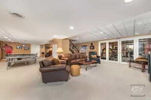 992 Belaire Ct, Naperville, IL 60563 - Photo 45