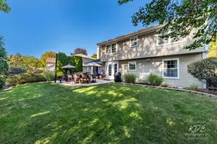 992 Belaire Ct, Naperville, IL 60563 - Photo 51