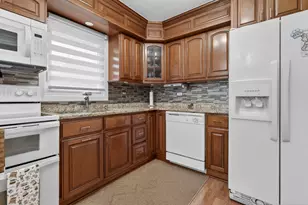 10532 S 80th Ct, Palos Hills, IL 60465 - Photo 13