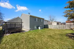 [Address not provided], Elgin, IL 60120 - Photo 7