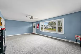 502 S Piatt St, Monticello, IL 61856 - Photo 7