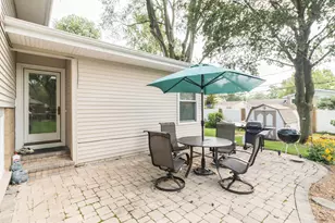 731 Hawthorne Circle, Lombard, IL 60148 - Photo 19