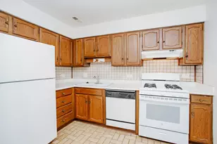 1525 Sander Ct, Wheeling, IL 60090 - Photo 7