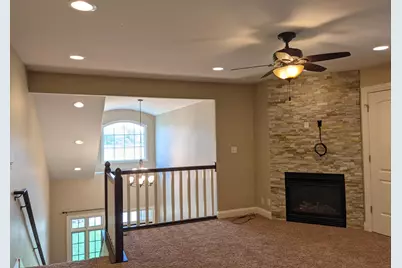 746-748 Gabriela Court, Rockford, IL 61108 - Photo 17