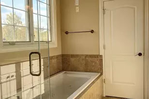 746-748 Gabriela Ct, Rockford, IL 61108 - Photo 15