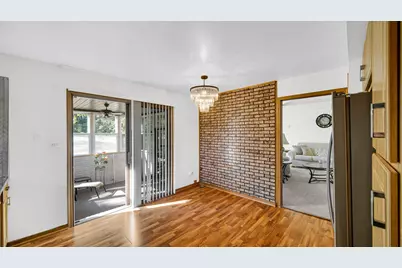 3317 E Buried Oak Drive, Crete, IL 60417 - Photo 9