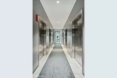 235 W Van Buren Street #1822, Chicago, IL 60607 - Photo 9