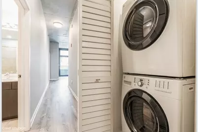 235 W Van Buren Street #1822, Chicago, IL 60607 - Photo 21
