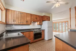 650 E Palatine Rd, Palatine, IL 60074 - Photo 5