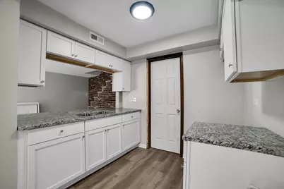 9835 S Harlem Avenue #T, Chicago Ridge, IL 60415 - Photo 15