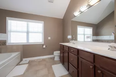 2203 Brookwood Drive, South Elgin, IL 60177 - Photo 41