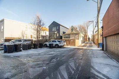 2814 N Maplewood Avenue, Chicago, IL 60618 - Photo 3