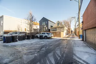 2814 N Maplewood Ave, Chicago, IL 60618 - Photo 3