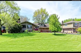 8538 Washington St, Downers Grove, IL 60516 - Photo 1