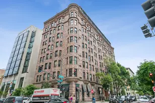 2800 N Pine Grove Ave, Chicago, IL 60657 - Photo 1