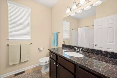 21 W Winterberry Avenue, Cortland, IL 60112 - Photo 25