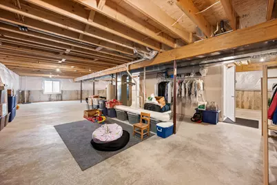 21 W Winterberry Avenue, Cortland, IL 60112 - Photo 29